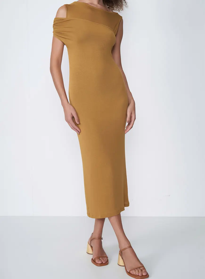 Vestido Midi Com Recorte No Ombro