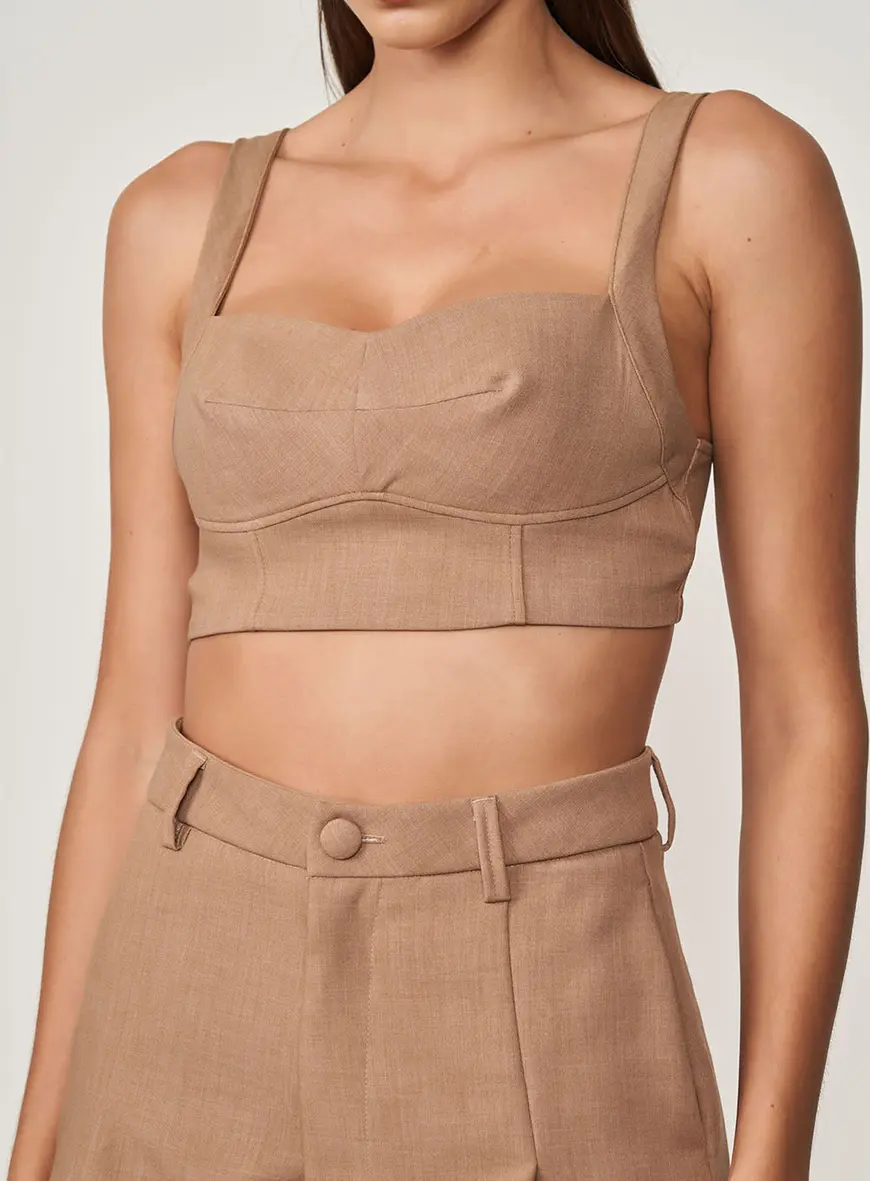 Top Cropped Bege Com Decote Reto