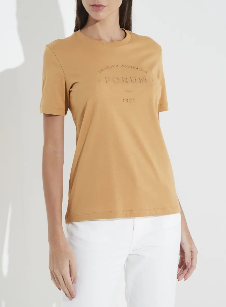 Camiseta Estampa Em Alto Relevo Bege