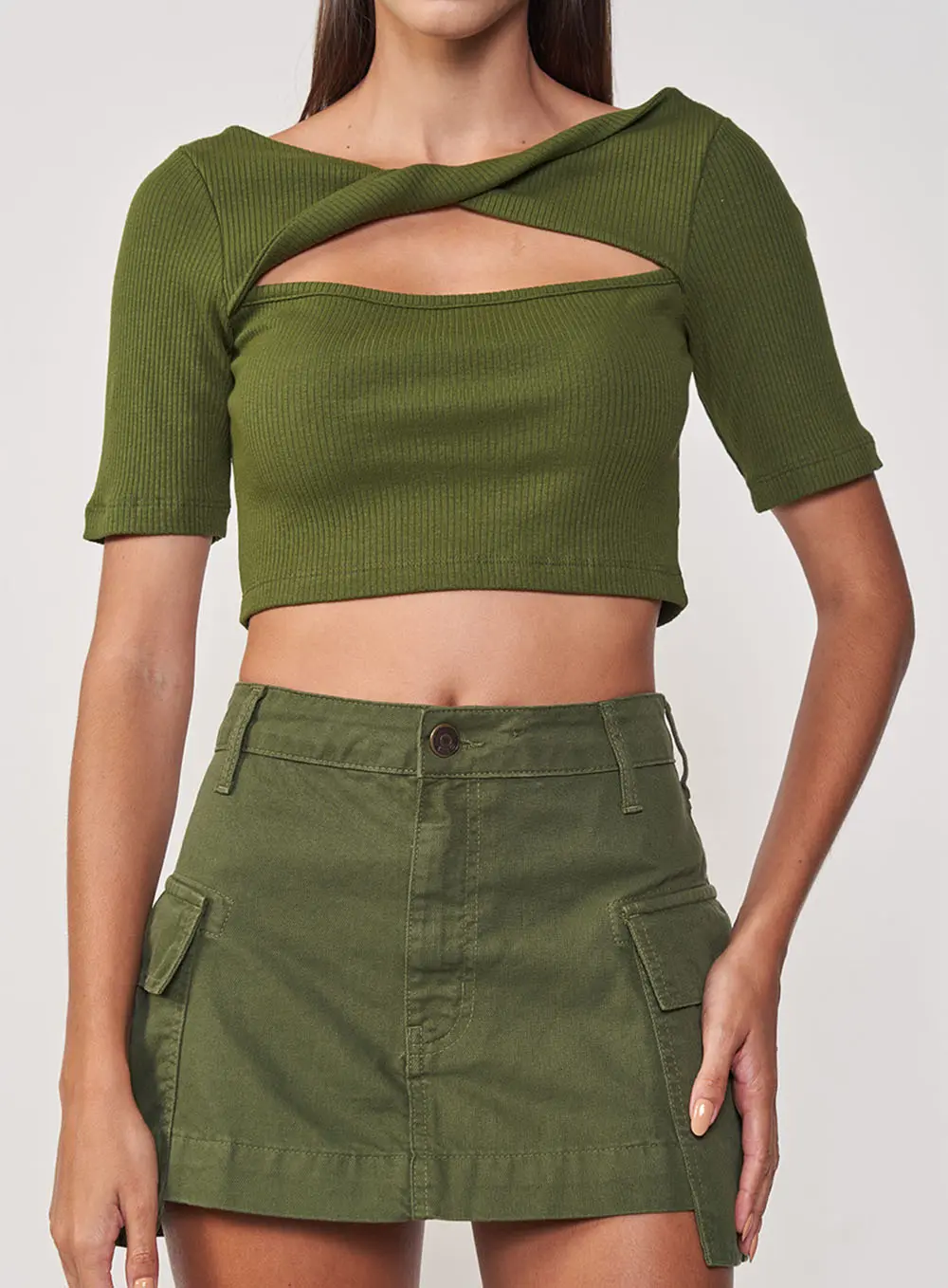 Blusa Canelada Com Torção Verde Livas 1