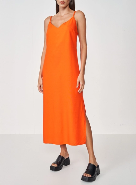 Vestido Midi Com Fenda