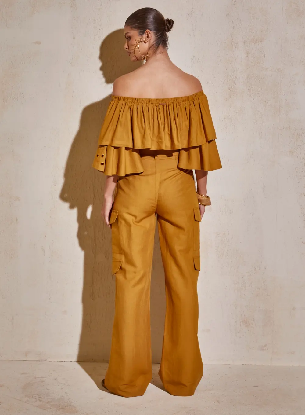 Calça Linho Cargo Marrom Ebbela
