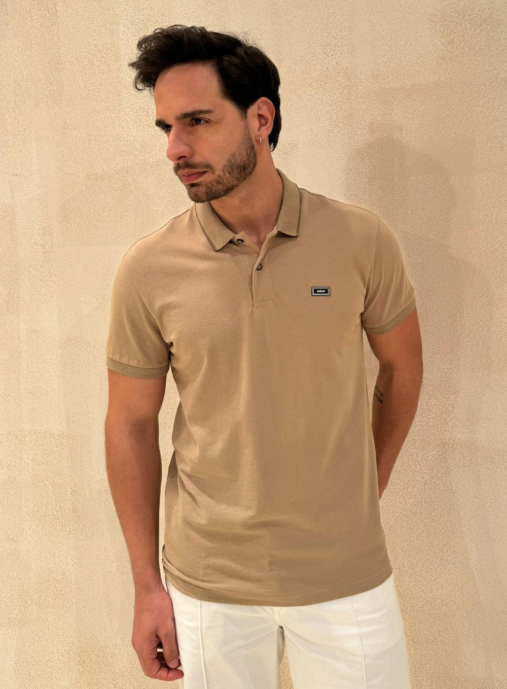 Polo Básica Bege Tiger Bege