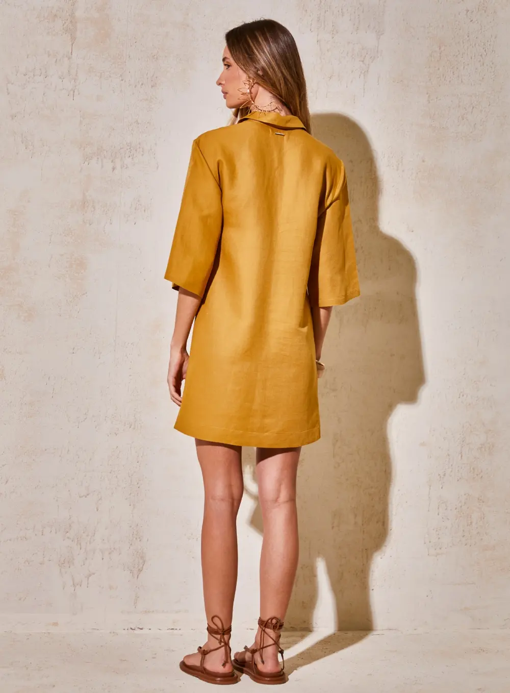 Vestido Linho Com Amarração Marrom Ebbela