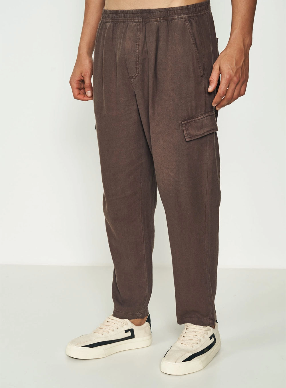 Calça Linho Alfaiataria New Chino Marrom Nobuck