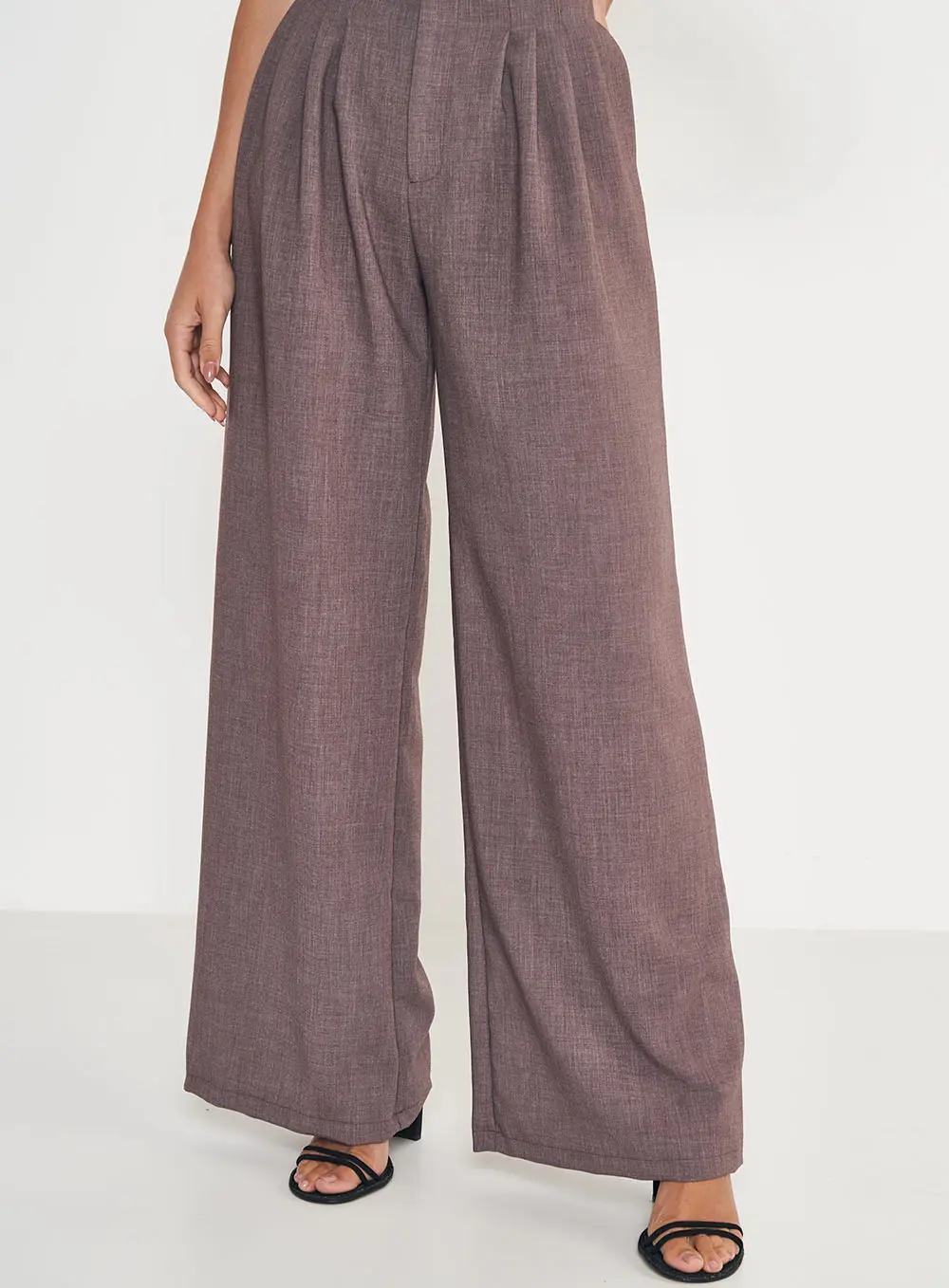 Calça Wide Leg Alfaiataria Marrom Nobuck