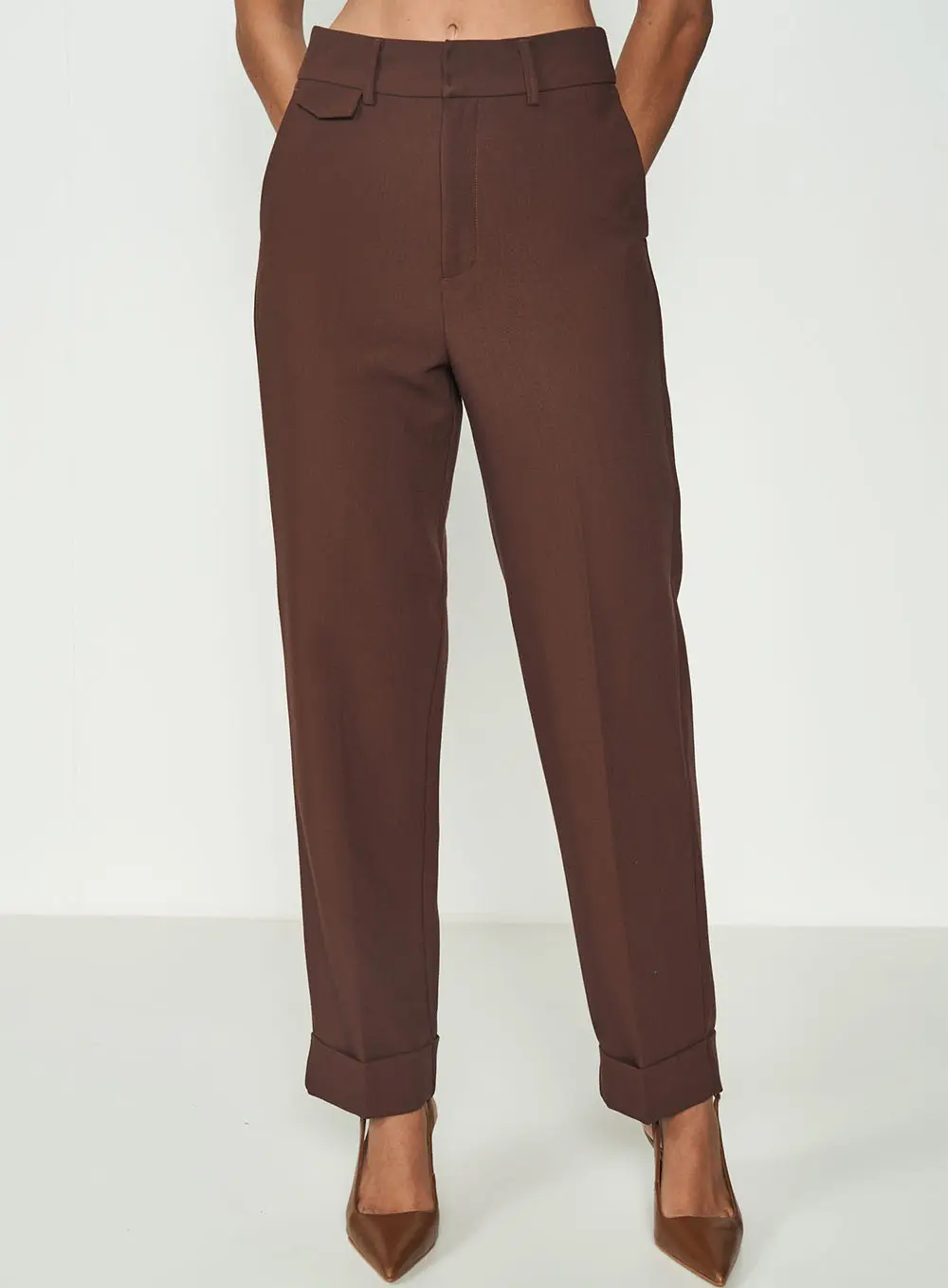 Calça Feminina Alfaiataria Reta Marrom