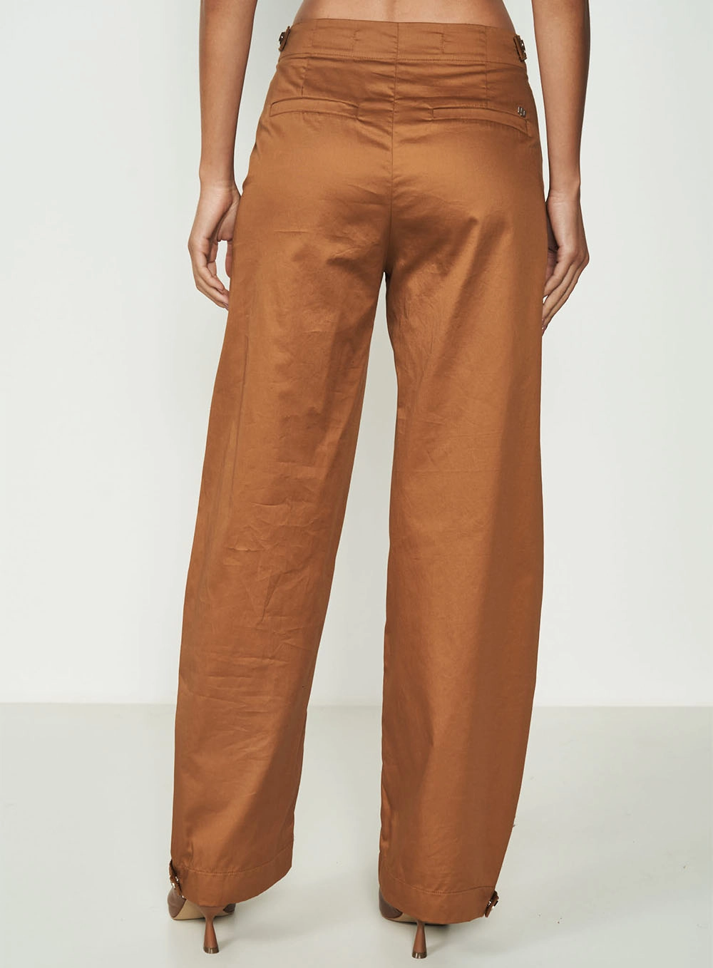 Calça Sarja Alta Marrom Evermore