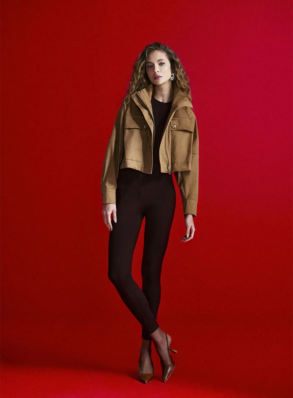 Jaqueta Cropped Com Cintura Ajustável Marrom Evermore