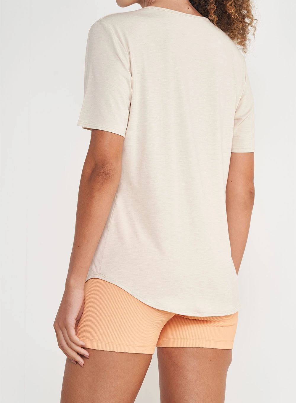 Camiseta Make Yourself Bege
