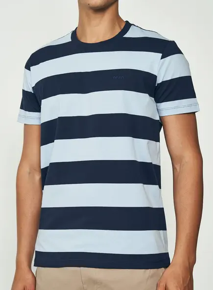 Camiseta Masculina Listrada Manga Curta | Colcci