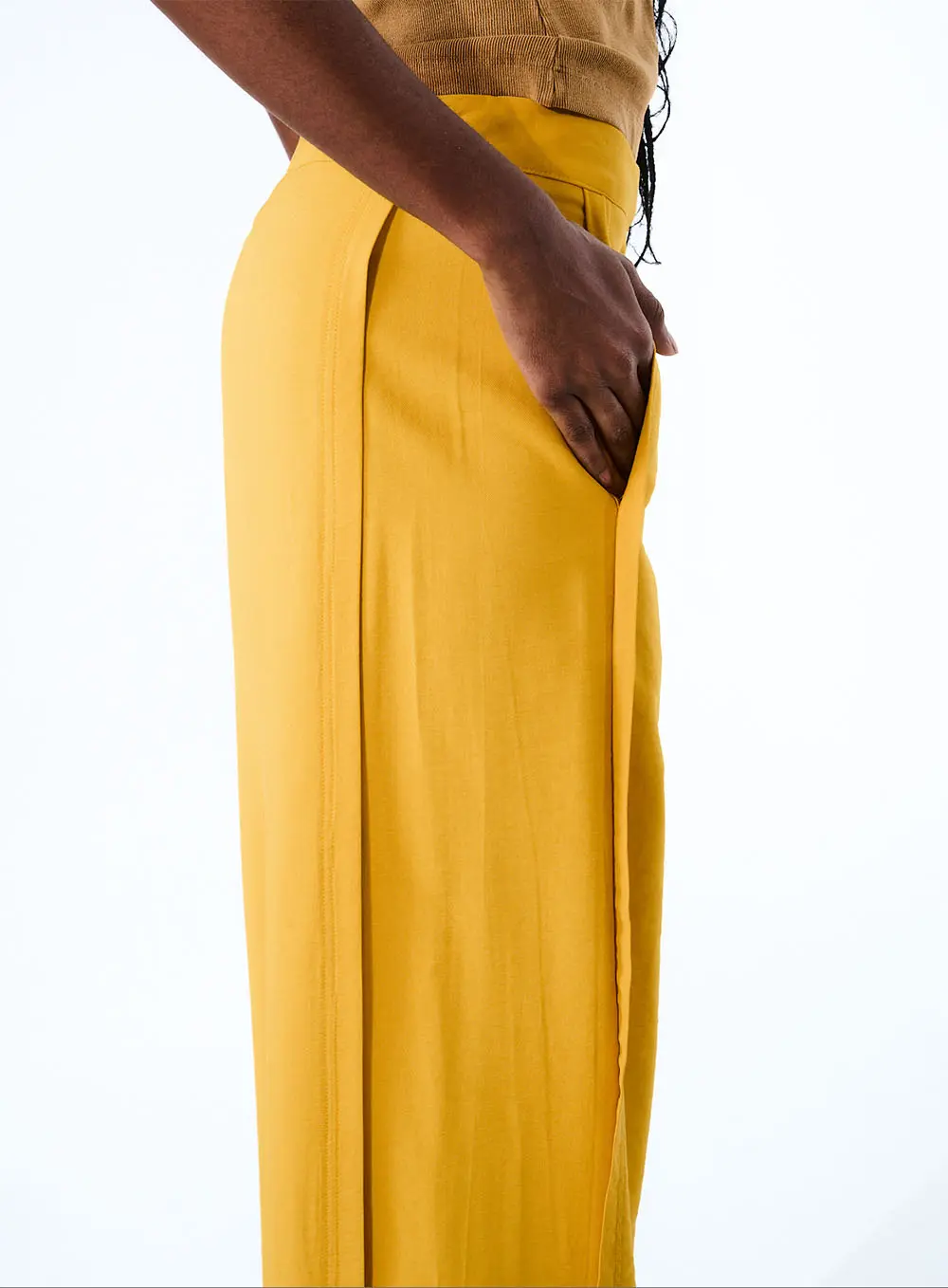 Calça Clochard Amarelo 3