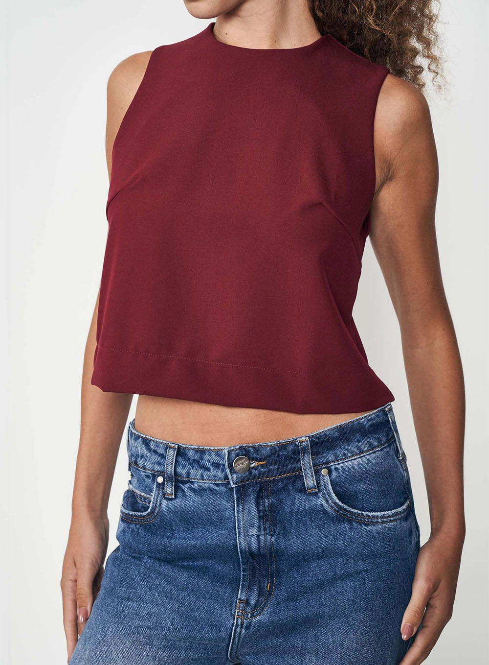 Blusa Feminina Cropped Comfort Fechamento De Zíper Bordô