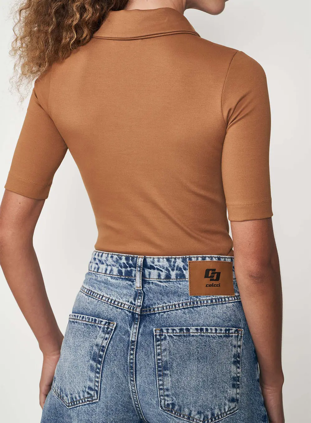 Blusa Feminina Gola Polo Fechamento De Zíper Marrom Evermore
