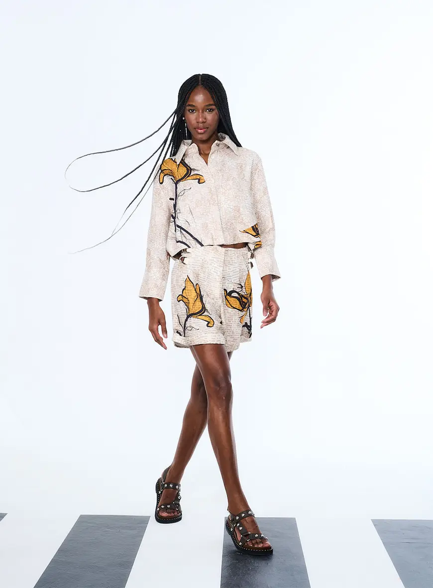 Camisa Estampada Com Flores Estampados 1