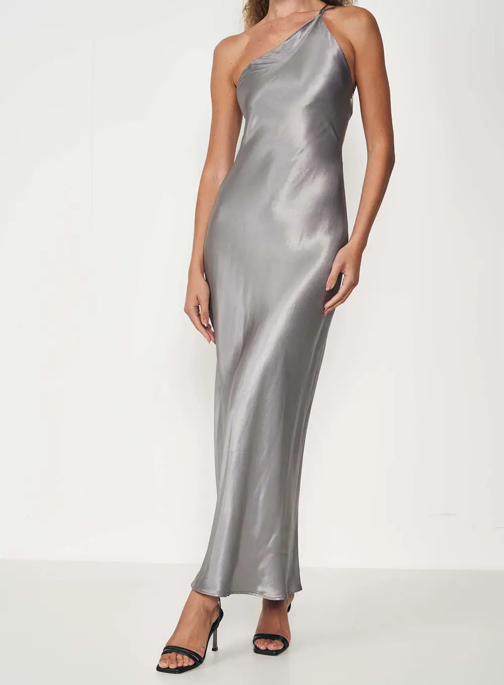 Vestido Acetinado Sleep Cinza