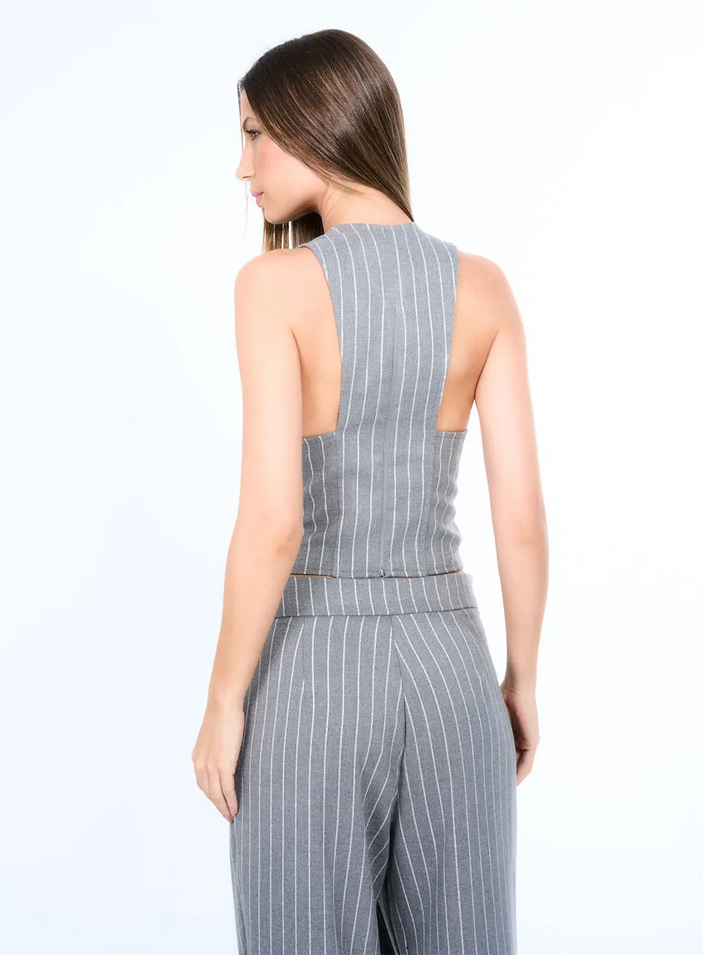 Blusa Cropped Listrada Cinza 4