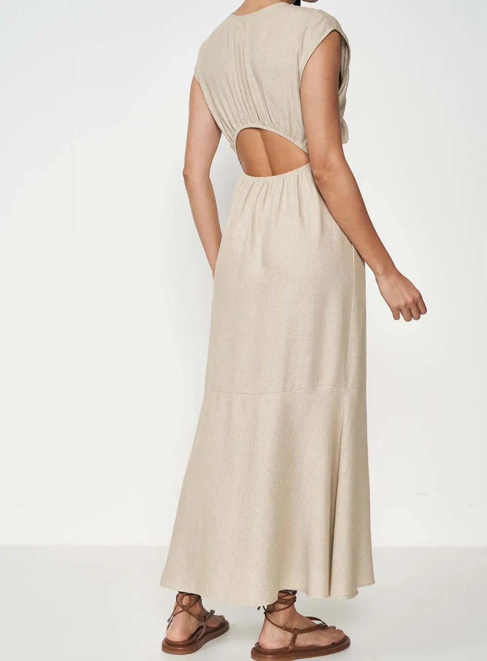 Vestido Longo Com Detalhe Em Nó Marrom