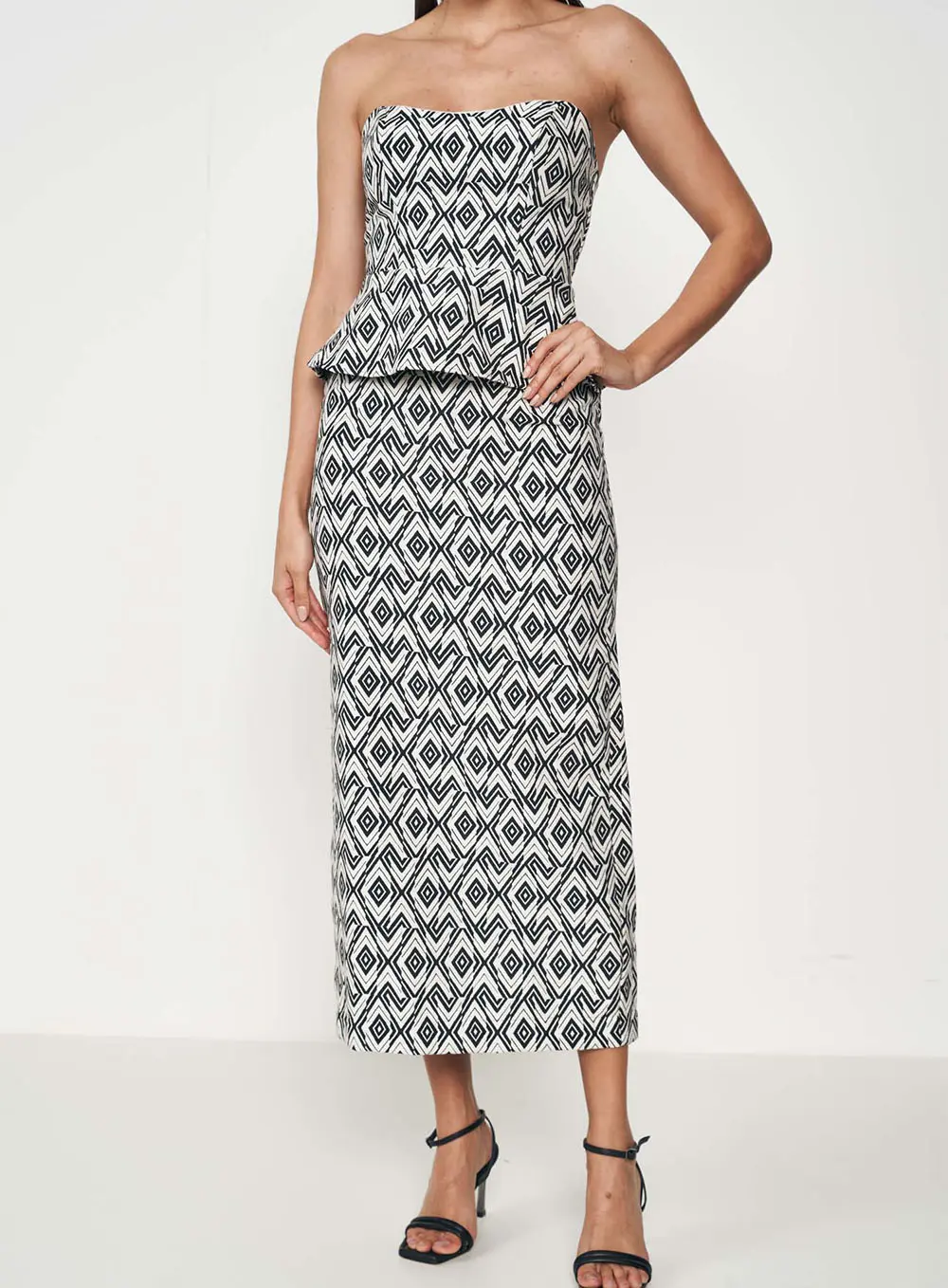 Vestido Geometric Glam Estampados