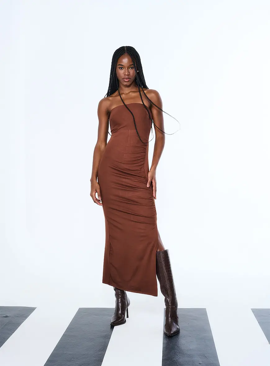 Vestido Tomara Que Caia Com Fenda Lateral Marrom Terracota 2