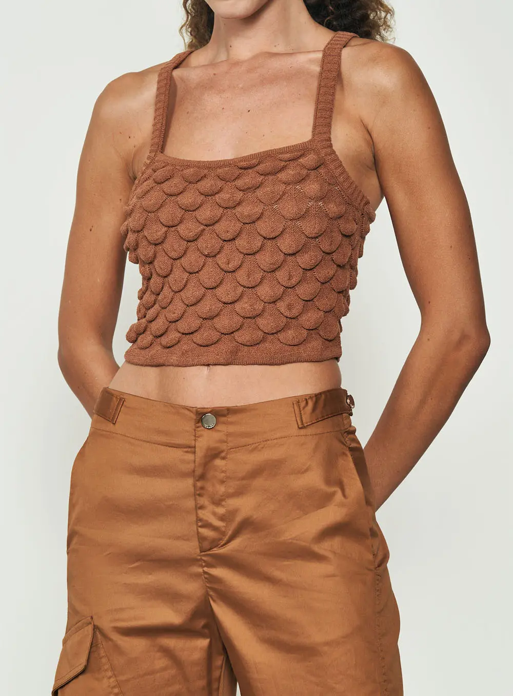 Top Tricô Slim Com Textura Marrom Evermore