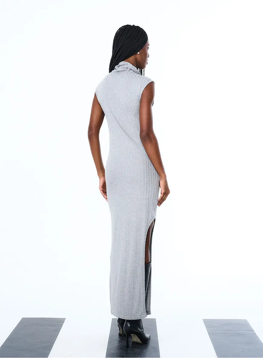 Vestido Canelado Cinza 3