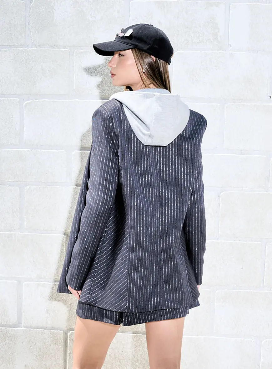 Blazer Listrado Com Capuz Cinza 4