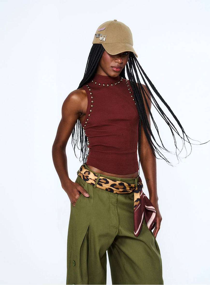 Blusa Halter Com Bordado Manual Marrom 1