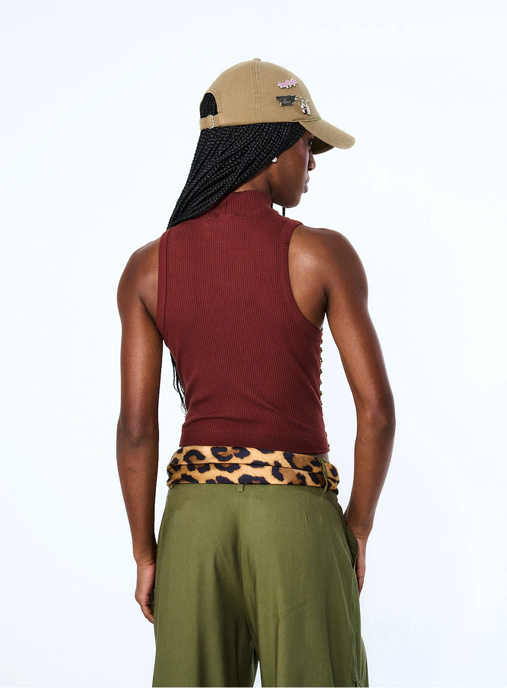 Blusa Halter Com Bordado Manual Marrom 4