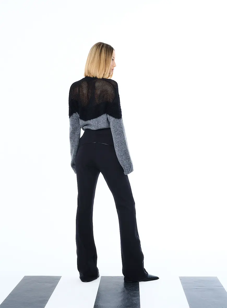 Calça Clochard Com Detalhe Preto 4