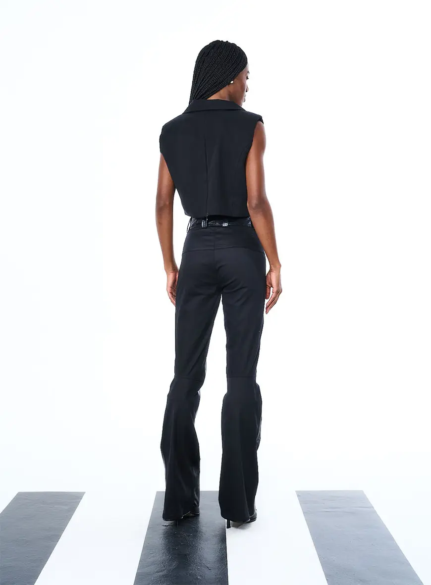 Calça Flare Em Pu Preto 4