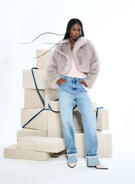 Calça Jeans Comfort Com Dobra