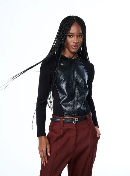 Blusa Manga Longa Com Detalhe Em Pu