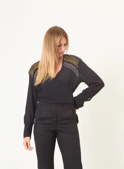 Blusa Com Aplicação
