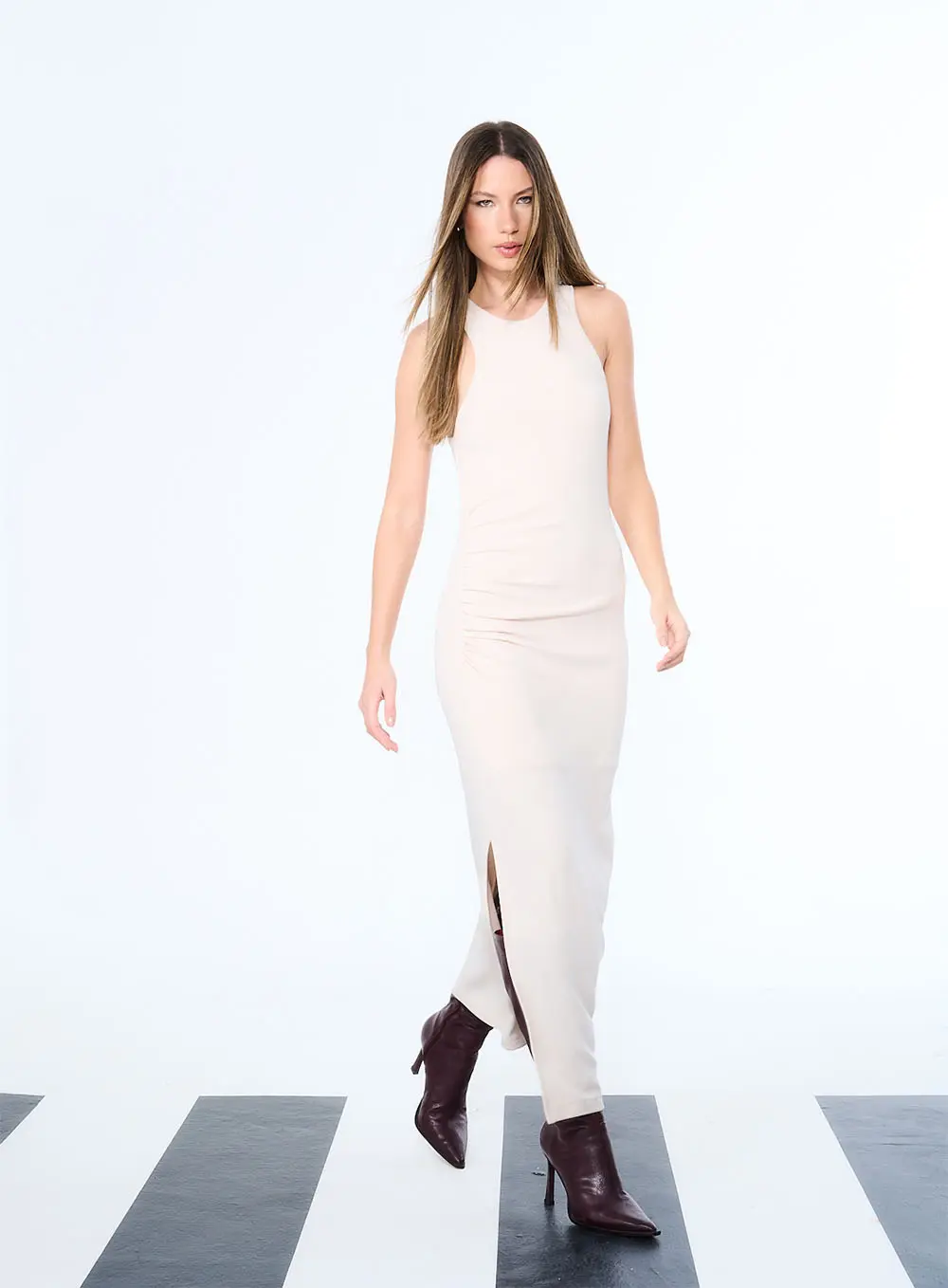 Vestido Longo Ajustado Bege 1