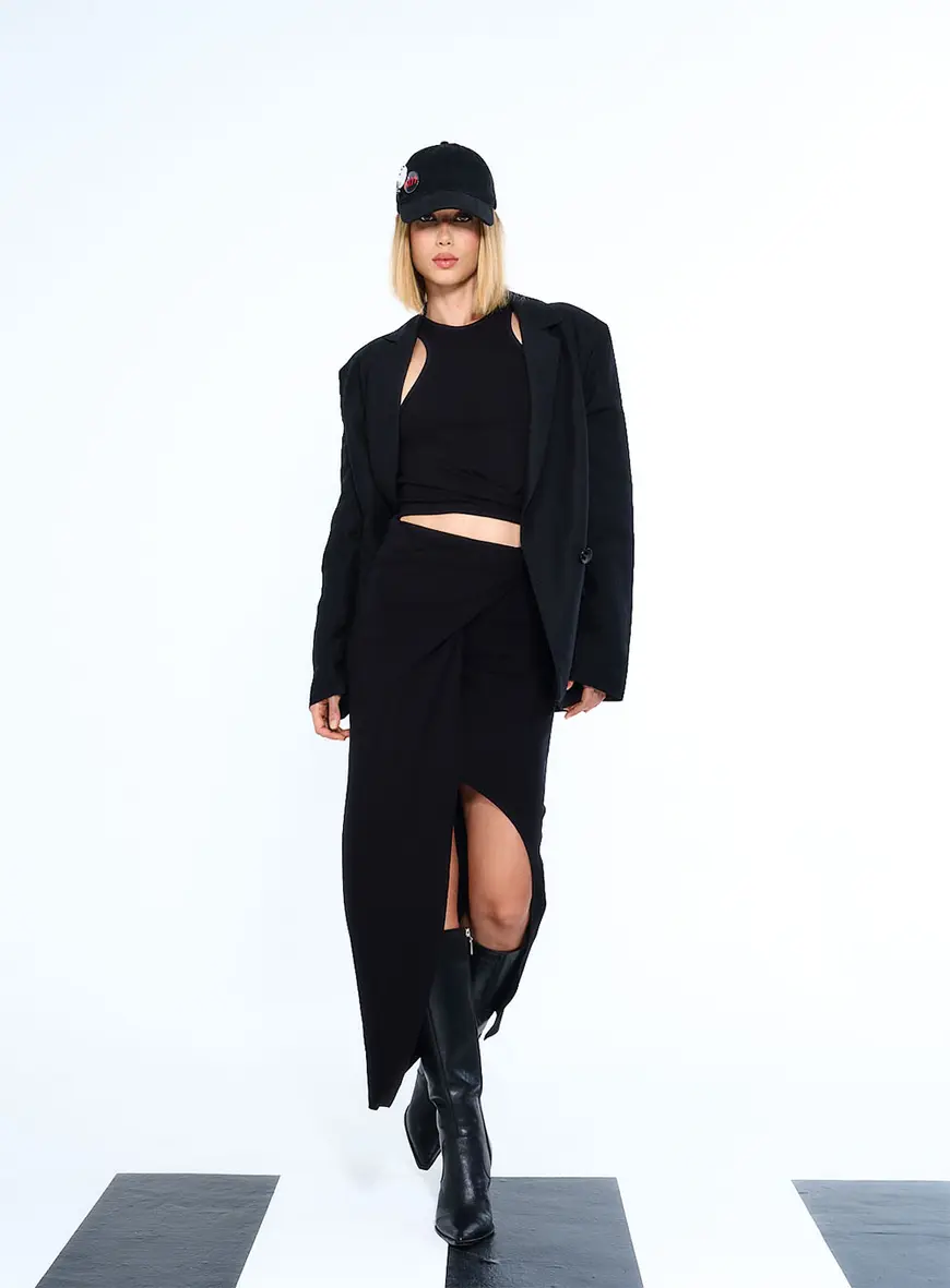 Blazer Feminino Alfaiataria Em Linho Basic Fit Preto 2