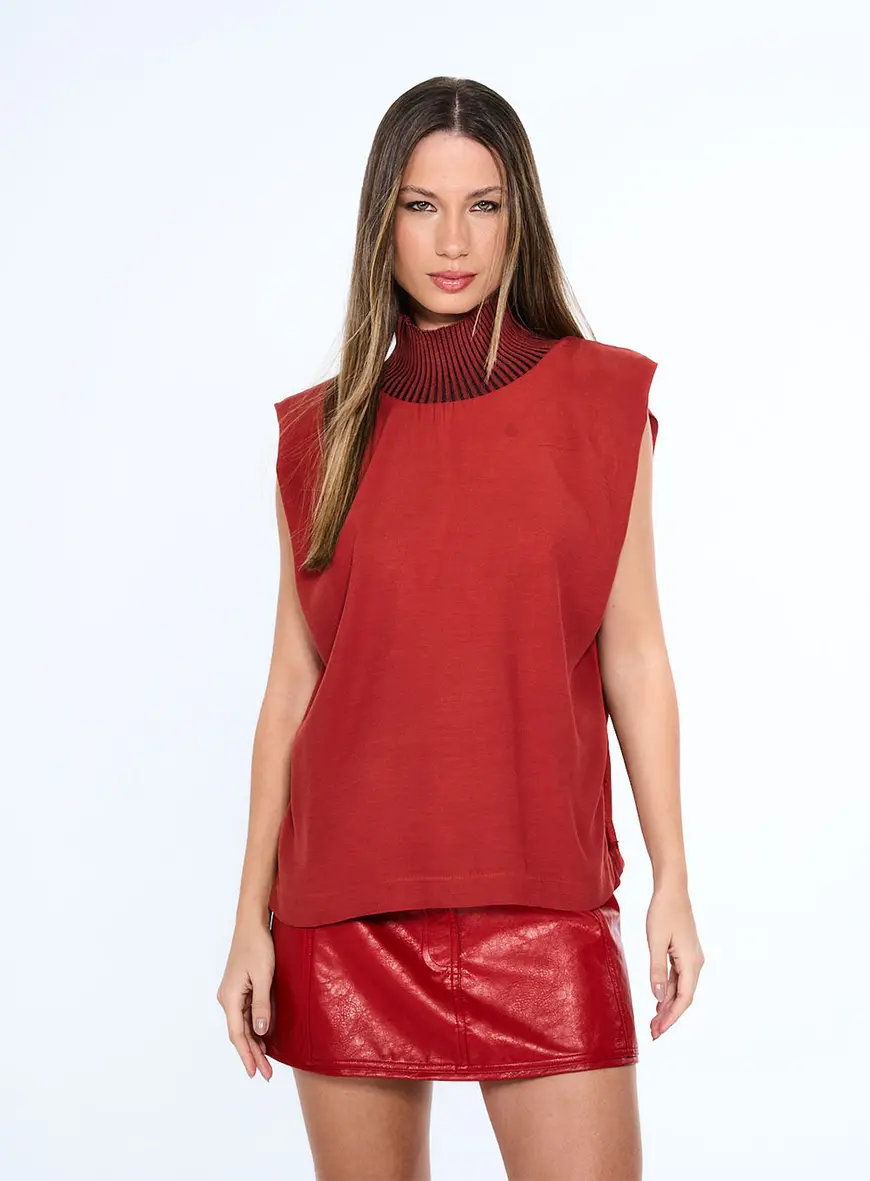 Blusa Gola Alta Muscle Vermelho 2