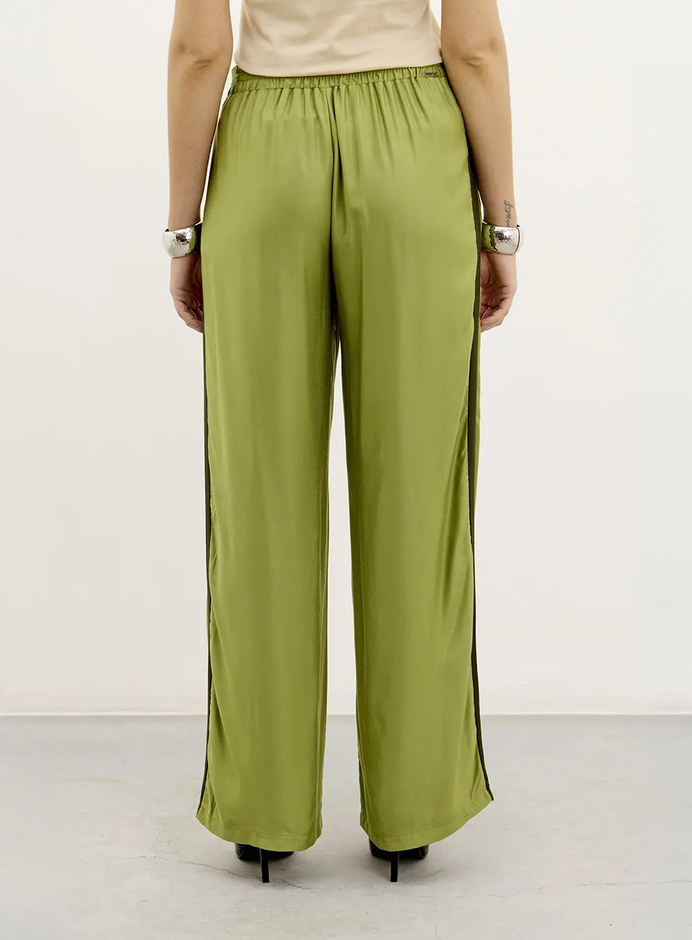 Calça Feminina Reta Cós Com Elástico Verde 2