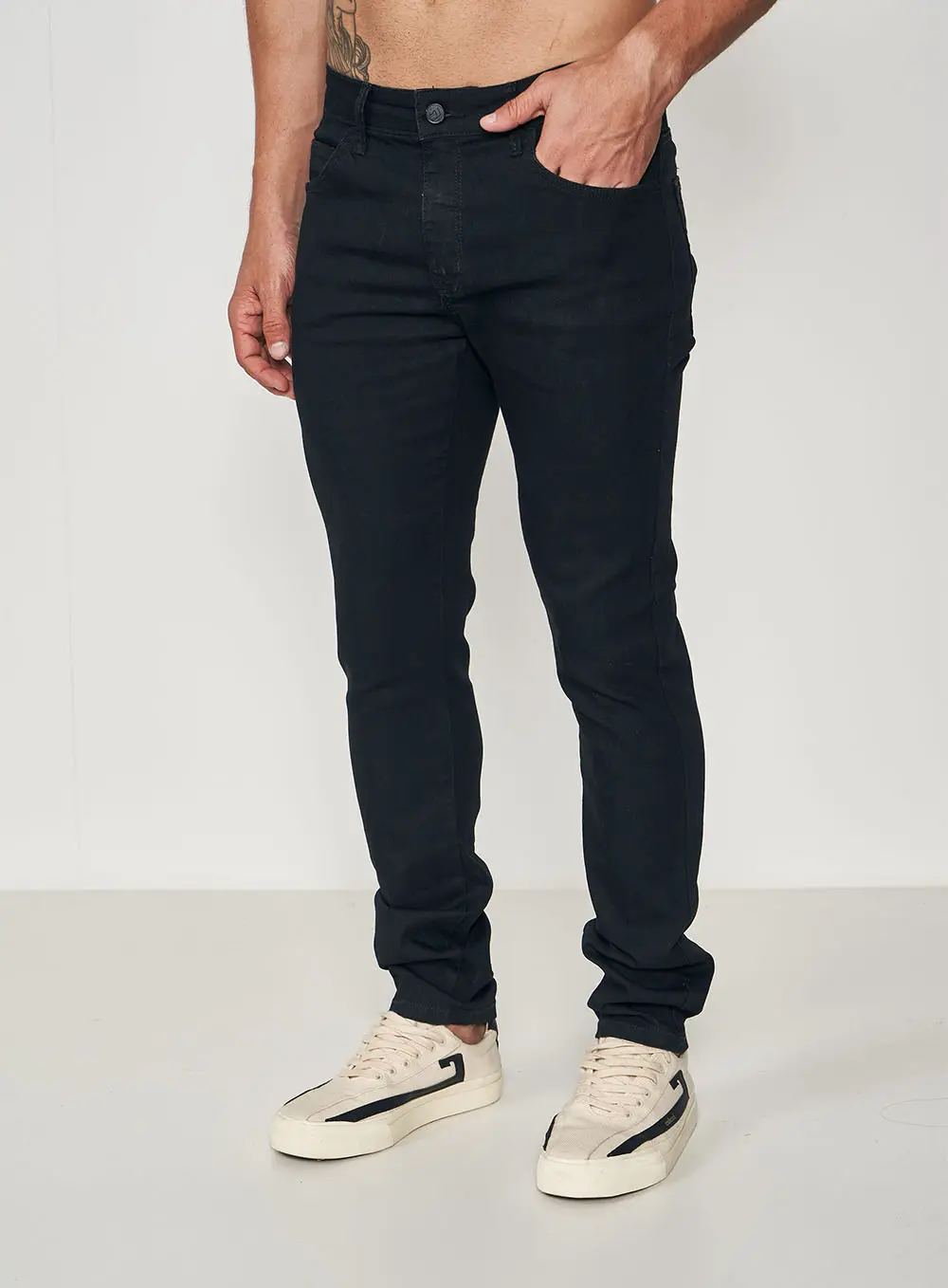 Calça Jeans Felipe Skinny Indigo Preto