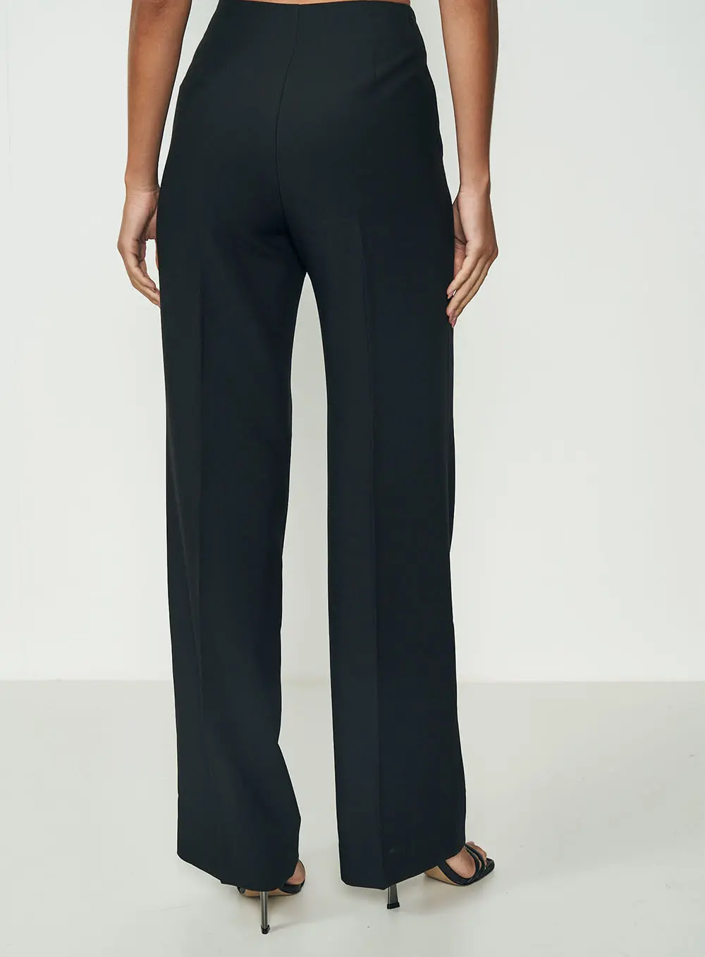 Calça Feminina Alfaiataria Wide Leg Preto