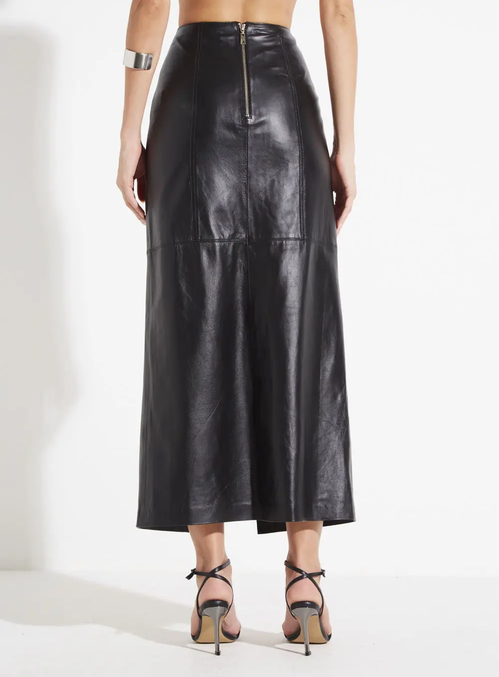 Saia Midi Couro Preto