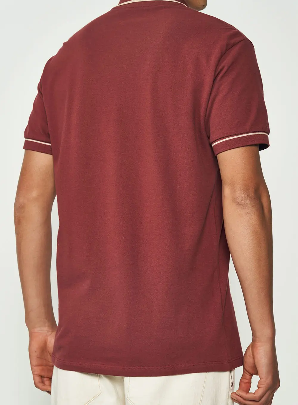 Polo Elegance Detalhada Bordô Sweet Berry