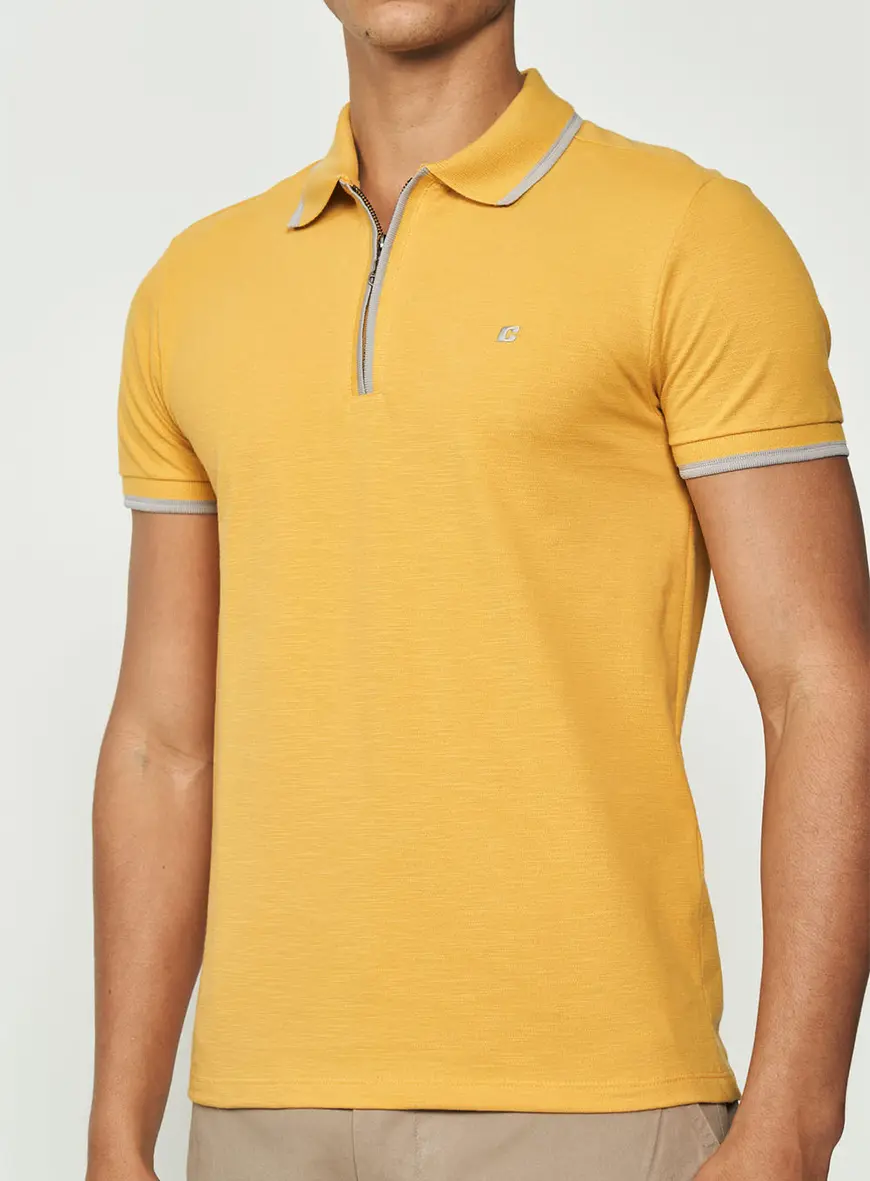 Polo Zíper Texturizada