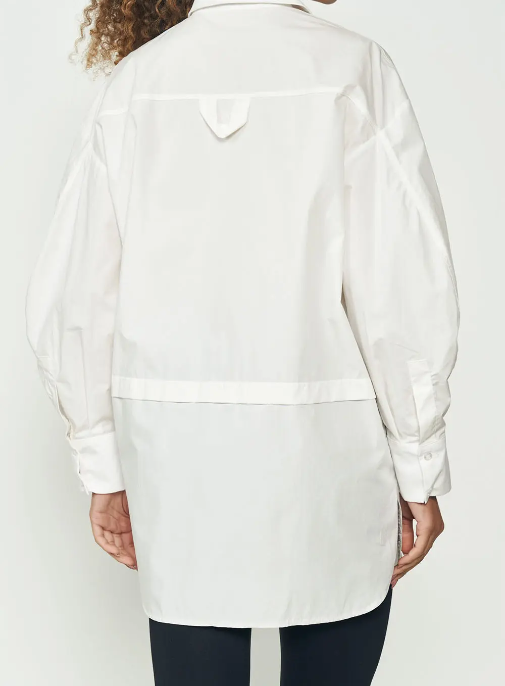Camisa Feminina Loose Mangas Bufantes Off Shell