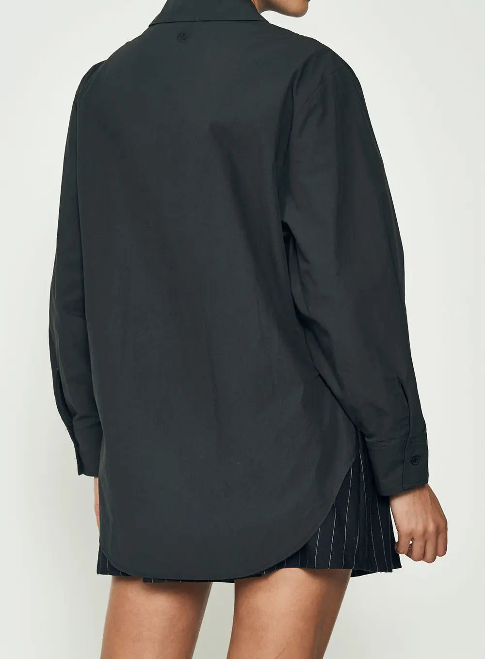 Camisa Feminina Alfaiataria Loose Preto