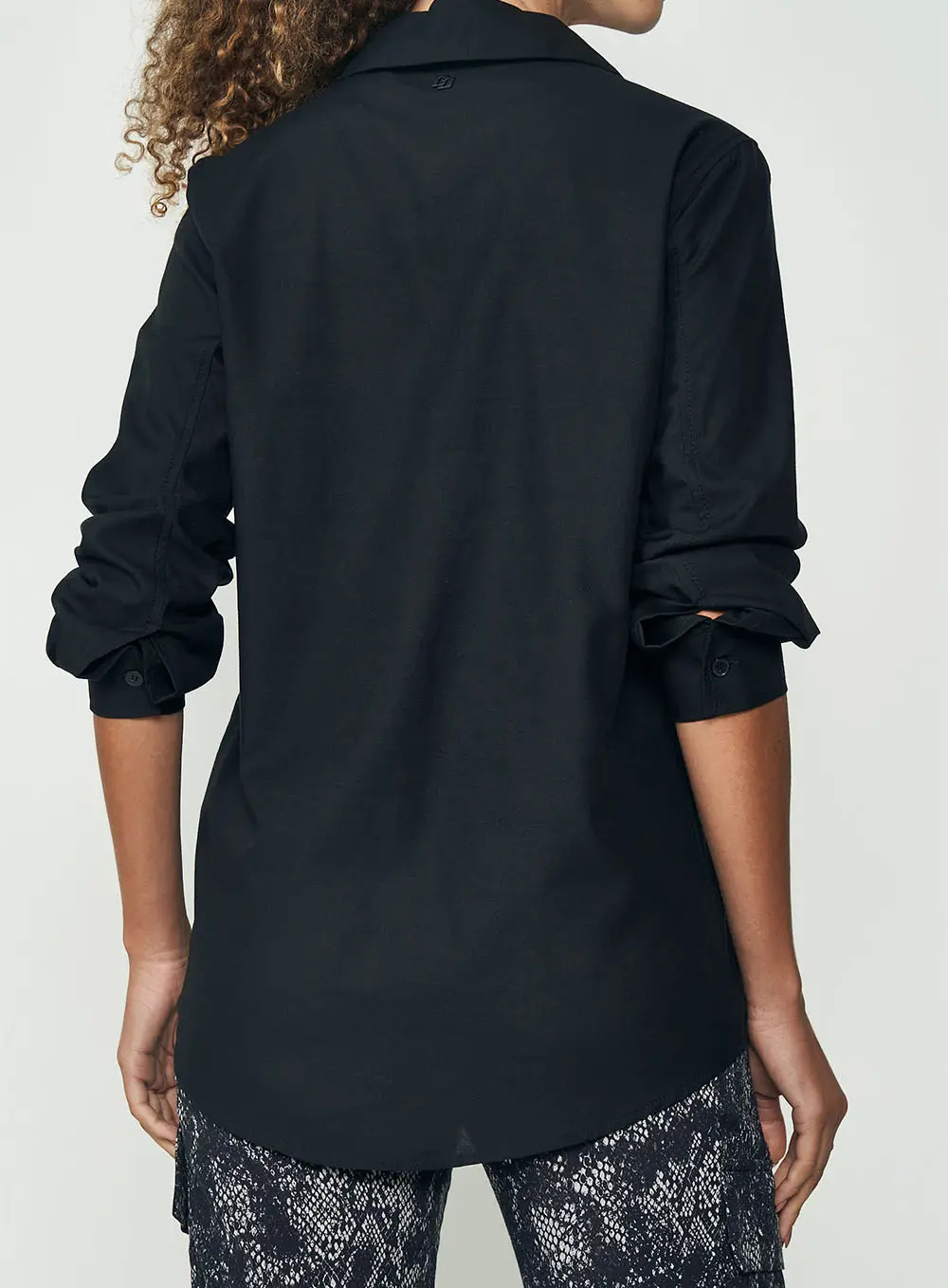 Camisa Preta Essencial Preto