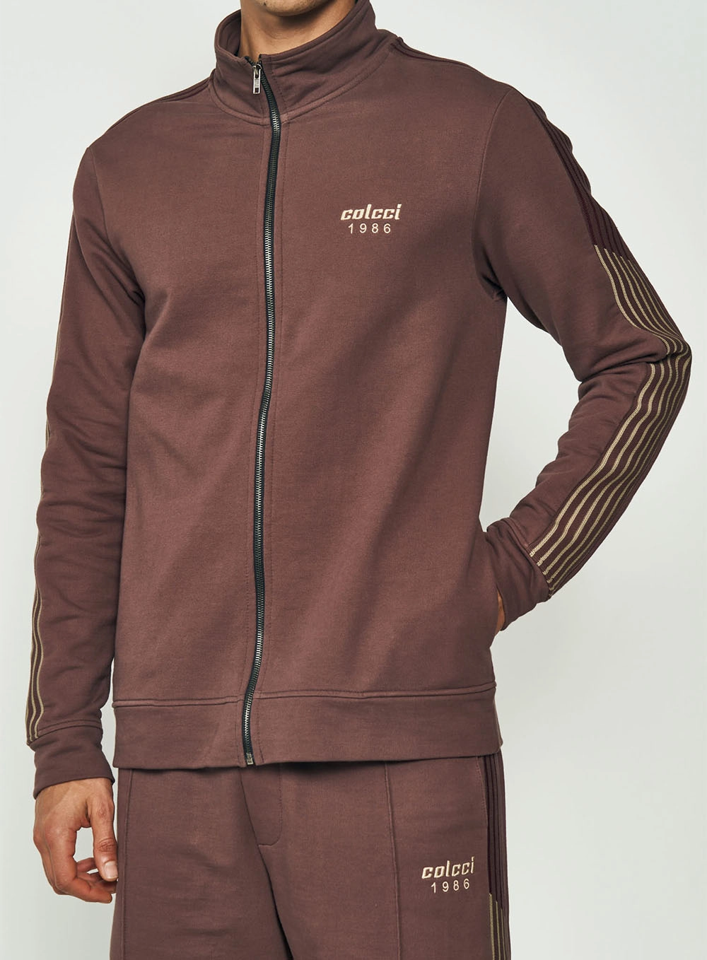 Jaqueta Masculina Gola Alta Marrom