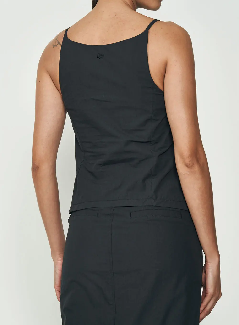 Blusa Alfaiataria Com Bolsos Frontais Preto