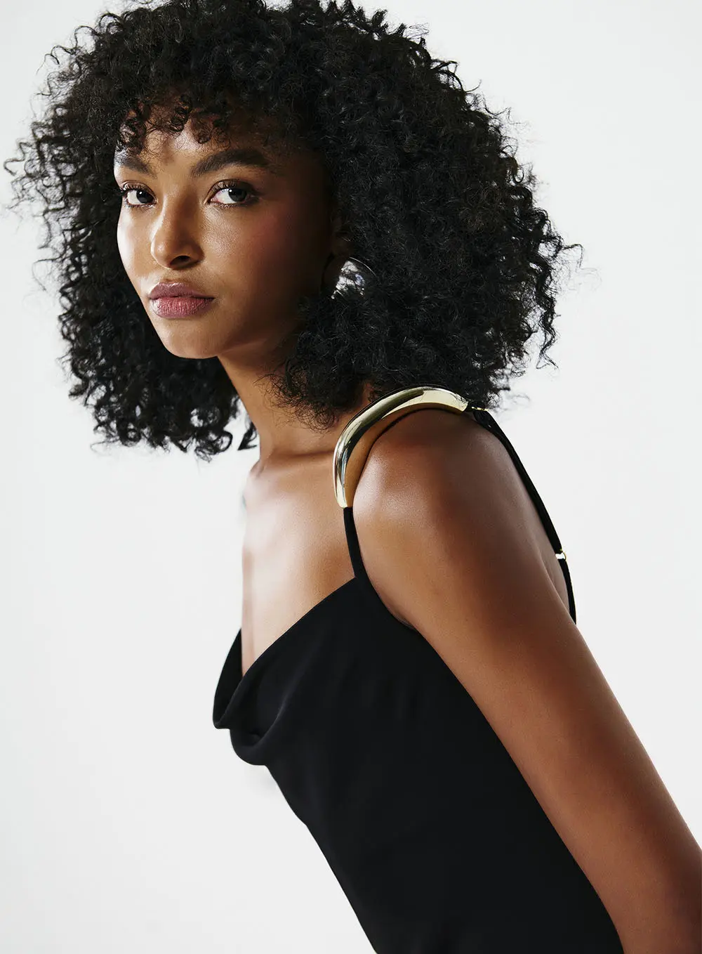 Vestido Decote Cowl Com Detalhe Em Metal Preto