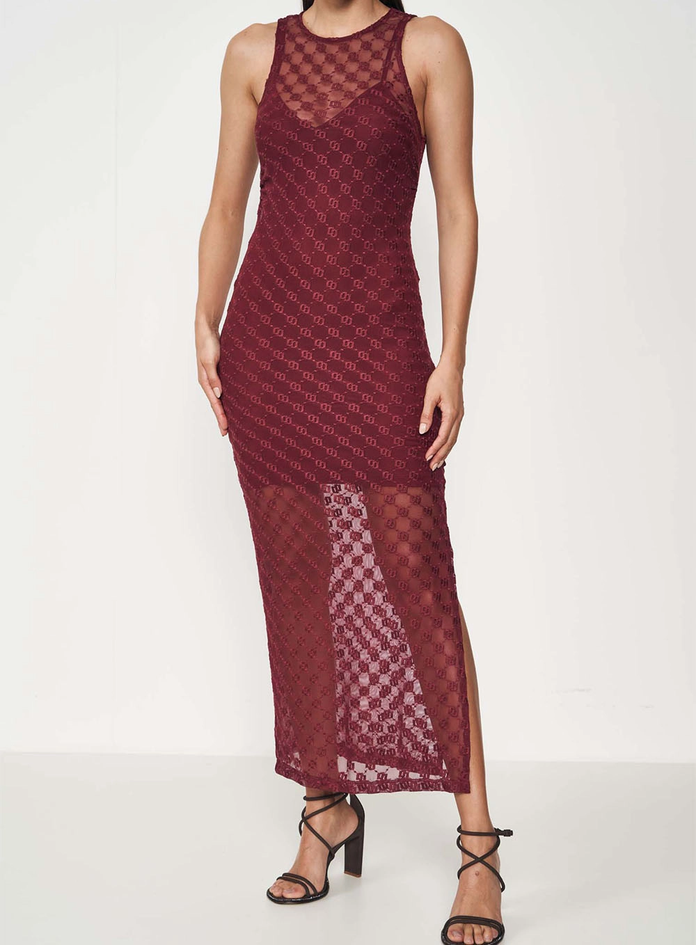 Vestido Longo Transparente Com Estampa Bordô